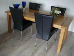 4 stevige eetkamer stoelen